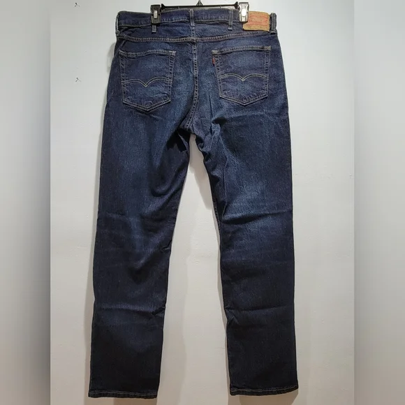 Levi's Men's Indigo Relaxed Jeans - Picture 5 of 5